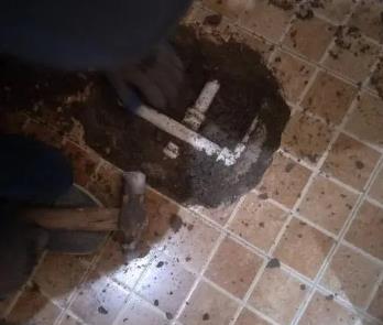 开福卫生间漏水维修公司为您分享下卫生间渗水如何处理及注意事项
