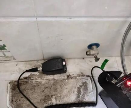 开福屋顶漏水维修公司分享下卫生间漏水的危害及解决方法